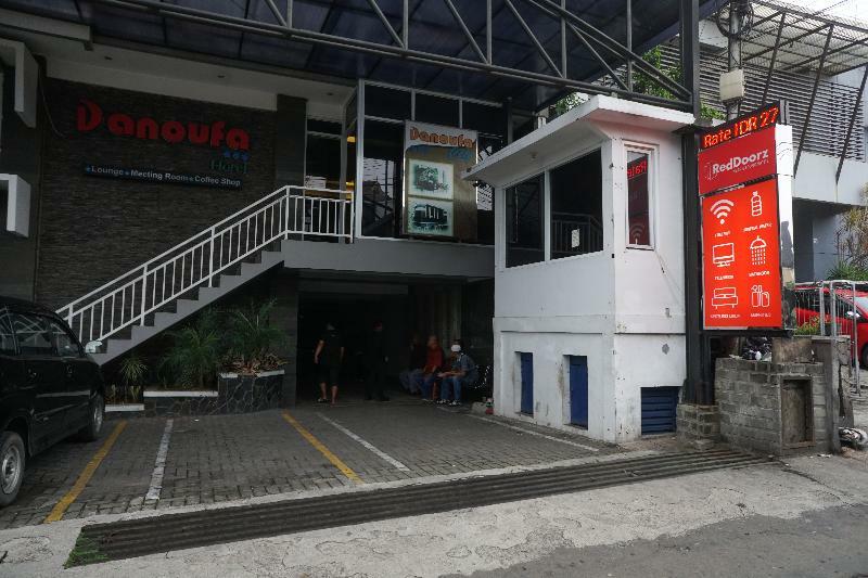 Reddoorz Near Gedung Sate 2
